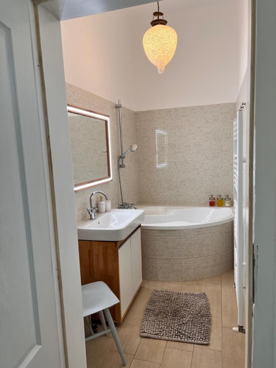 Stylish Flat In City Centre Братислава Экстерьер фото